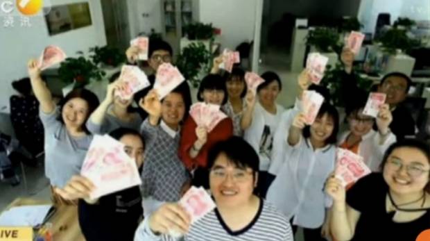 Una empresa china ofrece dinero a sus trabajadores por cada kilo adelgazado