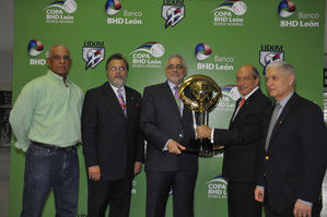 LIDOM y Banco BHD León presentan Copa BHD León del torneo 2017-2018