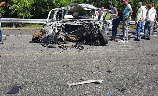 Aumentan a 10 las muertes en R.Dominicana por accidentes tránsito fin de año.