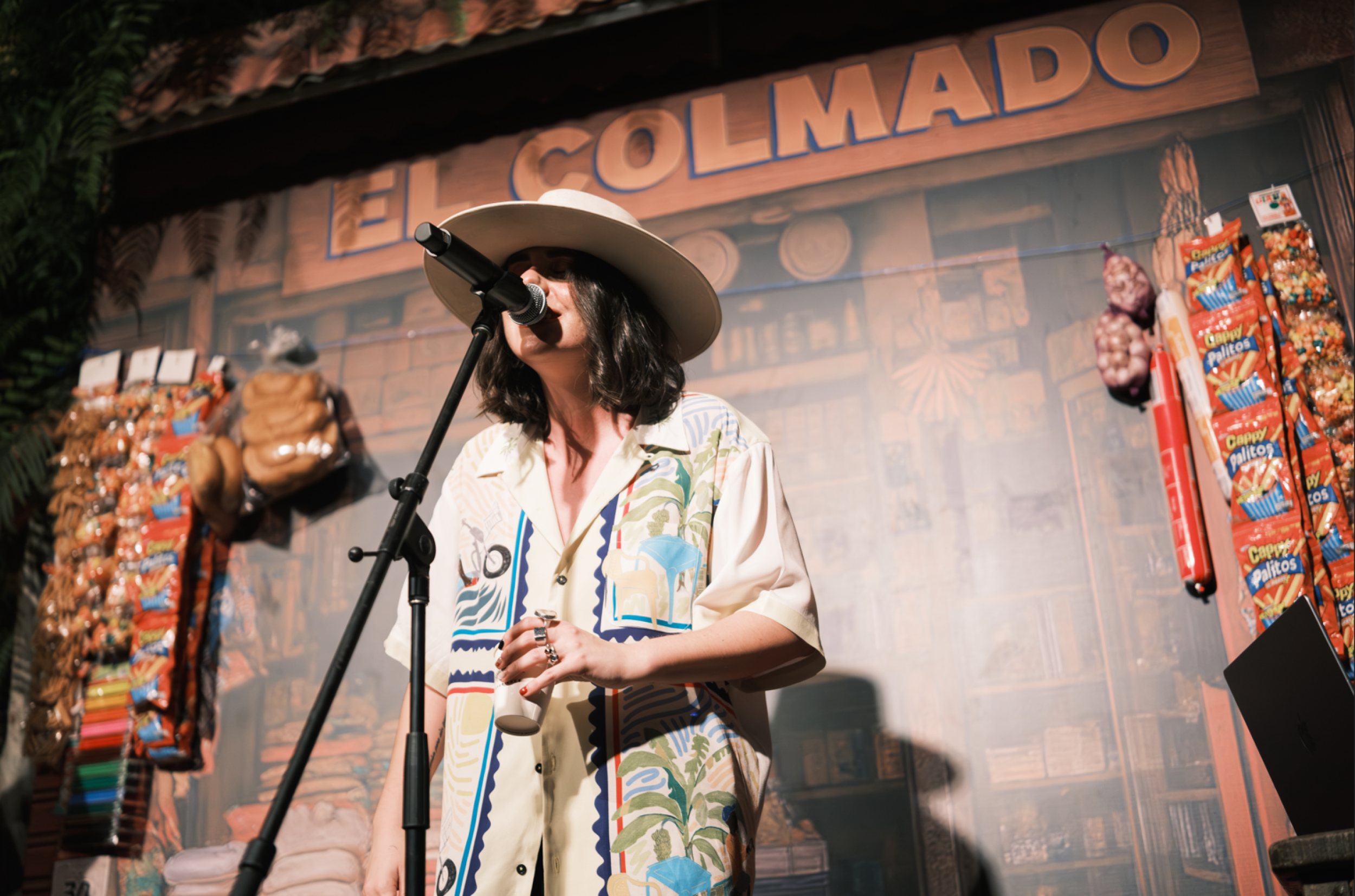 Covi Quintana con 'El Colmado” lleno; continuará su gira.