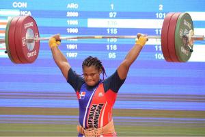 Crismery Santana gana dos medallas de oro para Dominicana en pesas en Barranquilla 2018