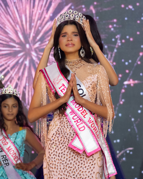 Crizttal Zambrano de Colombia, ganadora del título Teen Model World 2025 / Foto: Cortesía