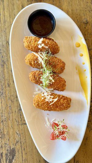 Croquetas de chivo.