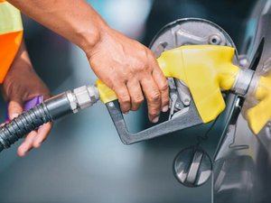 Combustibles mantienen su precio