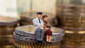 Volver al sistema de reparto implicaría subir aportes de trabajadores y empleadores de 8.4% a 27.4%