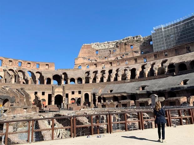 Vista del Coliseo de Roma, que reabre tras casi tres meses de cierre por él coronavirus.