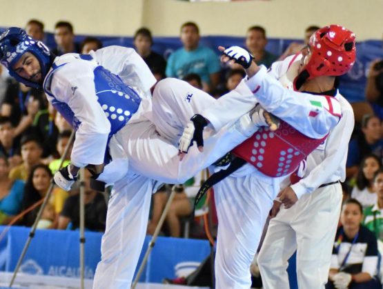 Rutinas de ejercicios y un riguroso plan de entrenamiento son parte del programa que lleva a cabo el atleta de taekwondo Moisés Hernández.