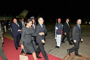 Danilo regresa al país tras cumplir compromisos en Cumbre de las Américas