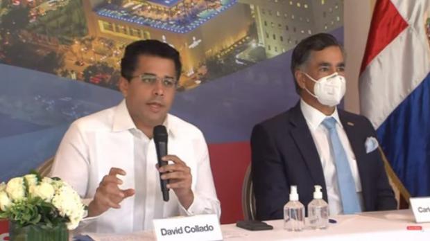 David Collado junto a Carlos José Martí, durante la rueda de prensa en la que dieron los detalles sobre el nuevo concurso..
