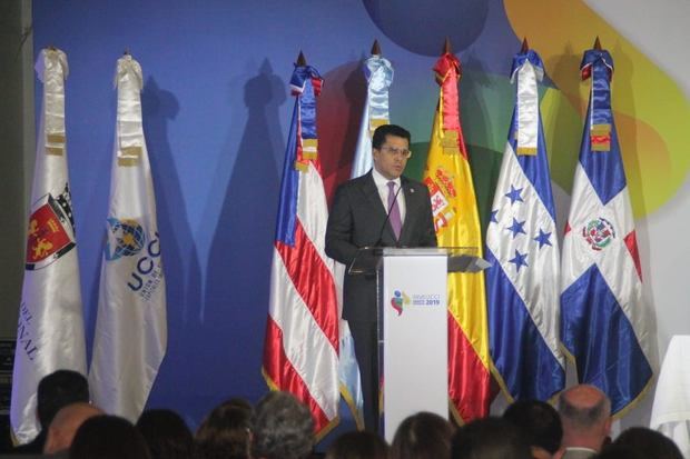 Acto inaugural encabezado por el alcalde del Distrito Nacional, David Collado.