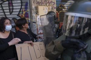 Chile celebra tercer aniversario del estallido con marchas de baja intensidad