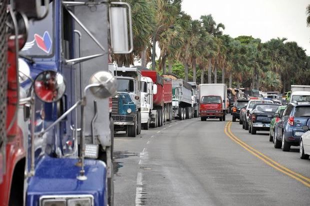 Instituciones pondrán en marcha Plan Piloto para regular paso vehí­culos pesados en DN.