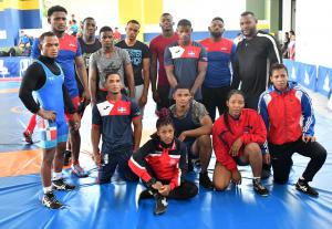 Luchadores de RD logran 13 plazas para Centroamericanos y del Caribe