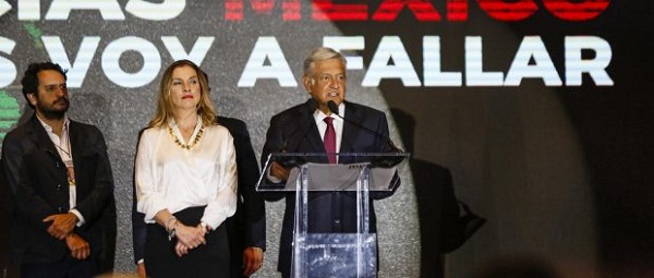 López Obrador en su discurso como ganador de las elecciones presidenciales de México