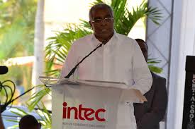 Rolando Guzmán, rector del Instituto Tecnológico de Santo Domingo (INTEC).