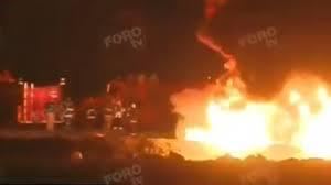 Una veintena de muertos al explotar toma clandestina de gasolina en M&#233;xico 