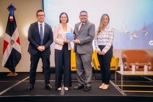 BID propone aumentar la competencia en República Dominicana para mejorar productividad y empleo