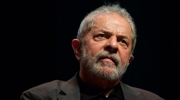 Diez juristas internacionales denuncian irregularidades en el juicio de Lula