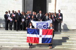 DIGECOG depositó ofrenda floral en honor a los padres de la independencia nacional