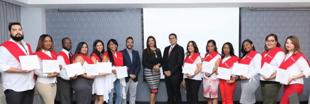 Graduados del programa de diplomado