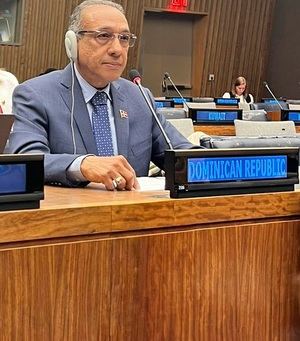 Director de Conape, Doctor Demetrio Vicente.