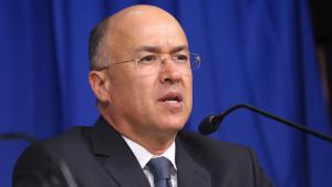 Domínguez Brito renuncia para aspirar a la Presidencia en 2020