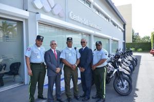 Centro del Automovilista dona motocicletas a la DIGESETT