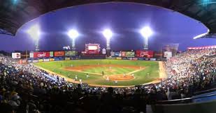 Estadio Quisqueya.