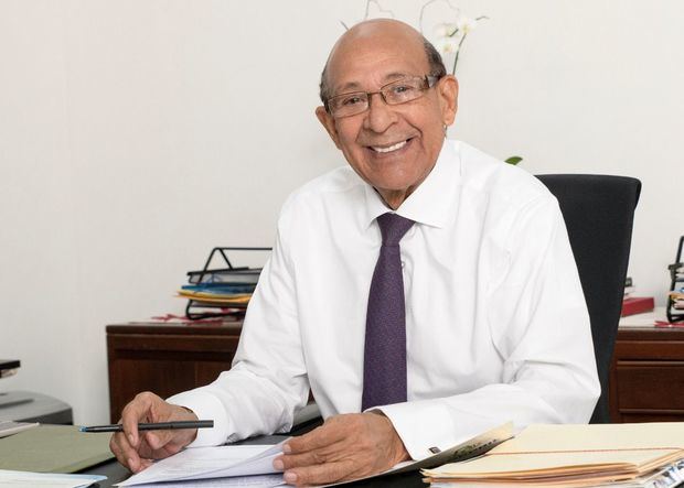 Fausto López Solís, director IDOPPRIL.