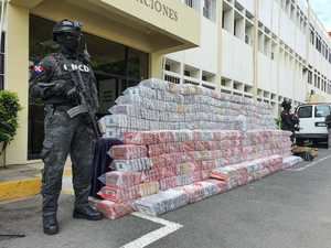 La DNCD decomisa 21.20 kilos de presumible cocaína y detiene a un hombre