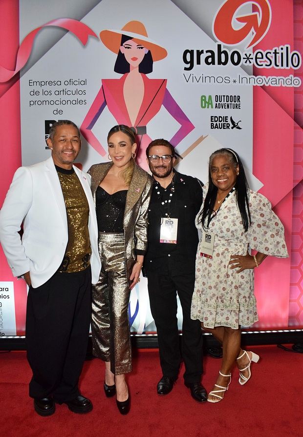 Felipe Pantaleon, Luz Garcia, Juan Tomas y Miguelina Santos.