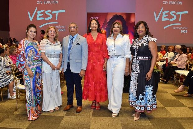 Celine Madera, Maria de los Ángeles, José Miguel Gómez, Rossy Escotto, Sonya Uribe y Amarilys Duran Salas / Foto: cortesía 