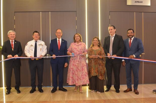 lejandro Rubín, Minouro Matsunaga, Luis Felipe Aquino, Luisa Maria de Aquino, Kirsis de los Santos, Edward Wall y Carlos Rodoli
