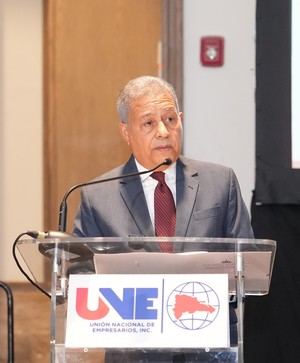 Proponen debate sobre reforma fiscal y Código de Trabajo.
