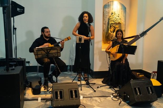 Durante su ejecución, los músicos irán comentando las distintas piezas.