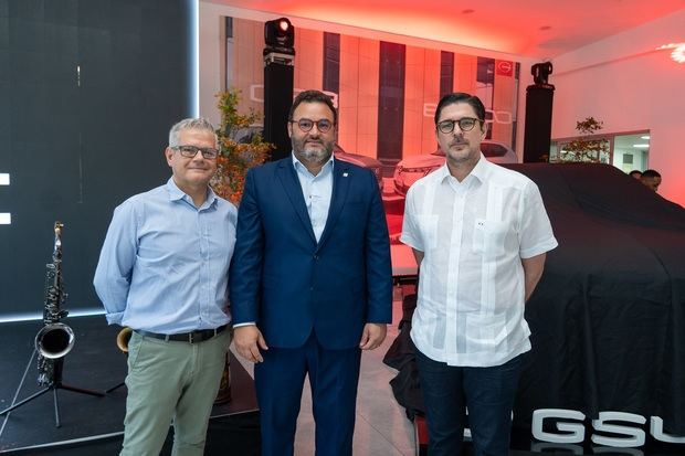 Roberto Condini, Alberto Alfonso y Axel Haché.