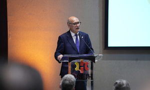 Ángelo Viro toma posesión de la ANEIH llamando a la unidad y al consenso
