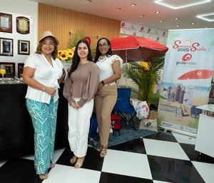 Sugelen Beltré, Nicole Hernández y Estefanie Zorrilla.