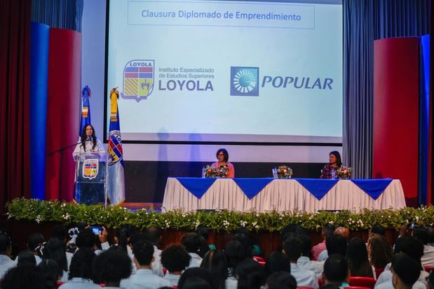 La entidad financiera y la academia reafirman su compromiso con la juventud,
impulsando la innovación y el crecimiento económico.