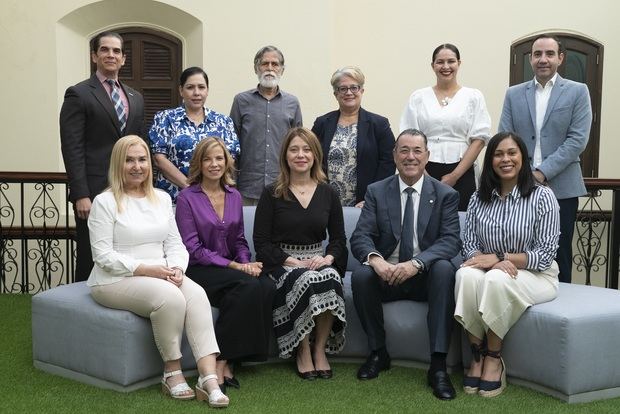 Clúster Turístico de Santo Domingo y Unibe firman acuerdos estratégicos para impulsar la innovación y el talento en el turismo.