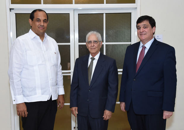 Edmundo Gil, Juan Barceló y Claudio Fernández