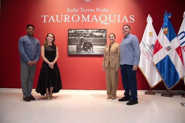 Luis Tejada, Sofia Torres Prida, Carolina Mejia y Gamal Michelen.