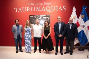 José Raúl Peña, Alexandra Colange, Juan Arione, Sofía Torres Prida, Omar Rojas y Manuel García Arévalo patrocinadores.