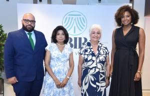 Diario Hispaniola rinde homenaje a los Padres L&#237;deres en un emotivo encuentro 