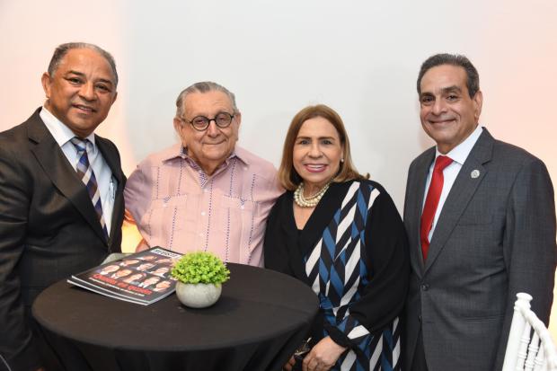 Diario Hispaniola rinde homenaje a los Padres Líderes en un emotivo encuentro 