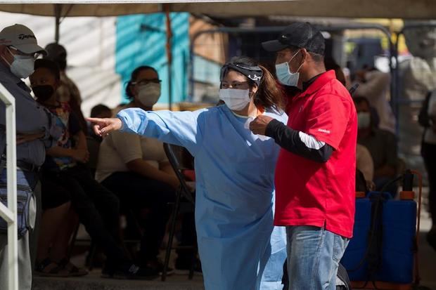 En un comunicado, el Sinager indicó que 'para diagnosticar los nuevos casos, el Laboratorio Nacional de Virología efectuó 2.279 pruebas, de las que 561 resultaron positivas', con las que se elevó a 181.357 el número de contagiados.