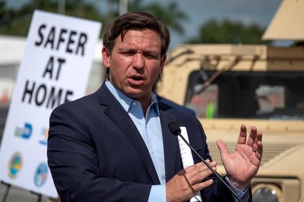 En la imagen el gobernador de Florida, Ron DeSantis. 