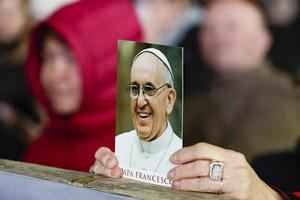 El papa Francisco continúa su tratamiento y fisioterapia mientras se prepara para una nueva etapa tras su recuperación
