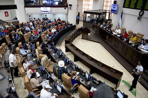 El Parlamento de Nicaragua elige a sandinistas como árbitros electorales