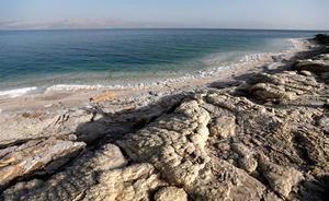 Israel abre dos pulmones para el turismo interno: El Mar Rojo y el Mar Muerto